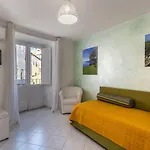 Carmen E Paul شقة